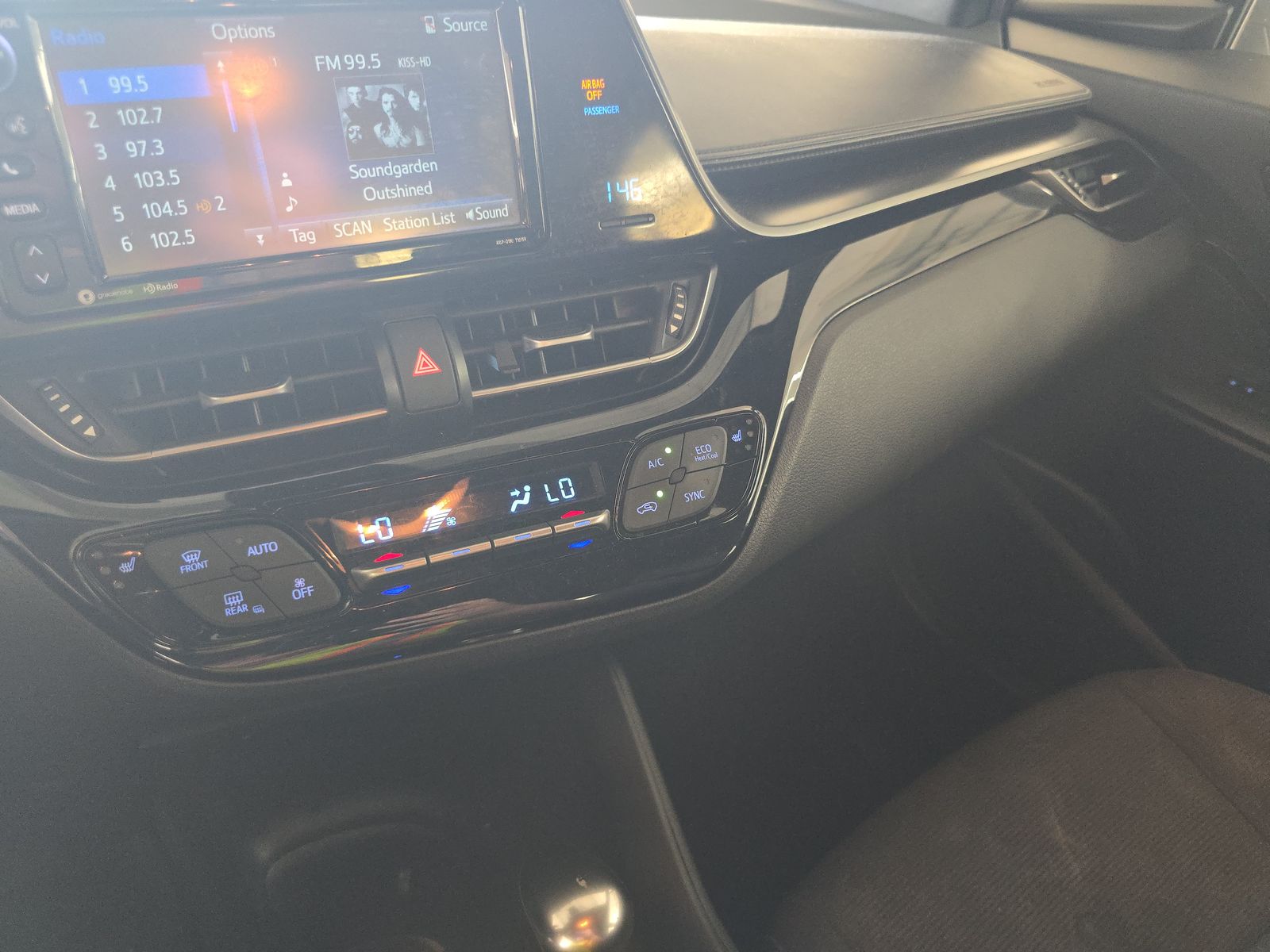 2018 Toyota C-HR XLE Premium FWD