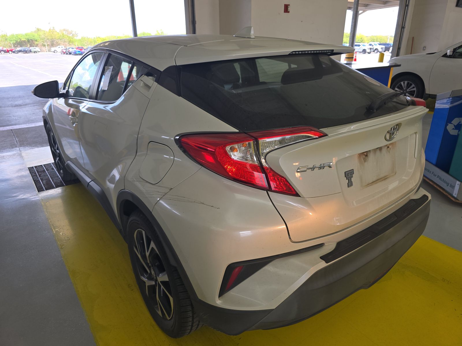 2018 Toyota C-HR XLE Premium FWD