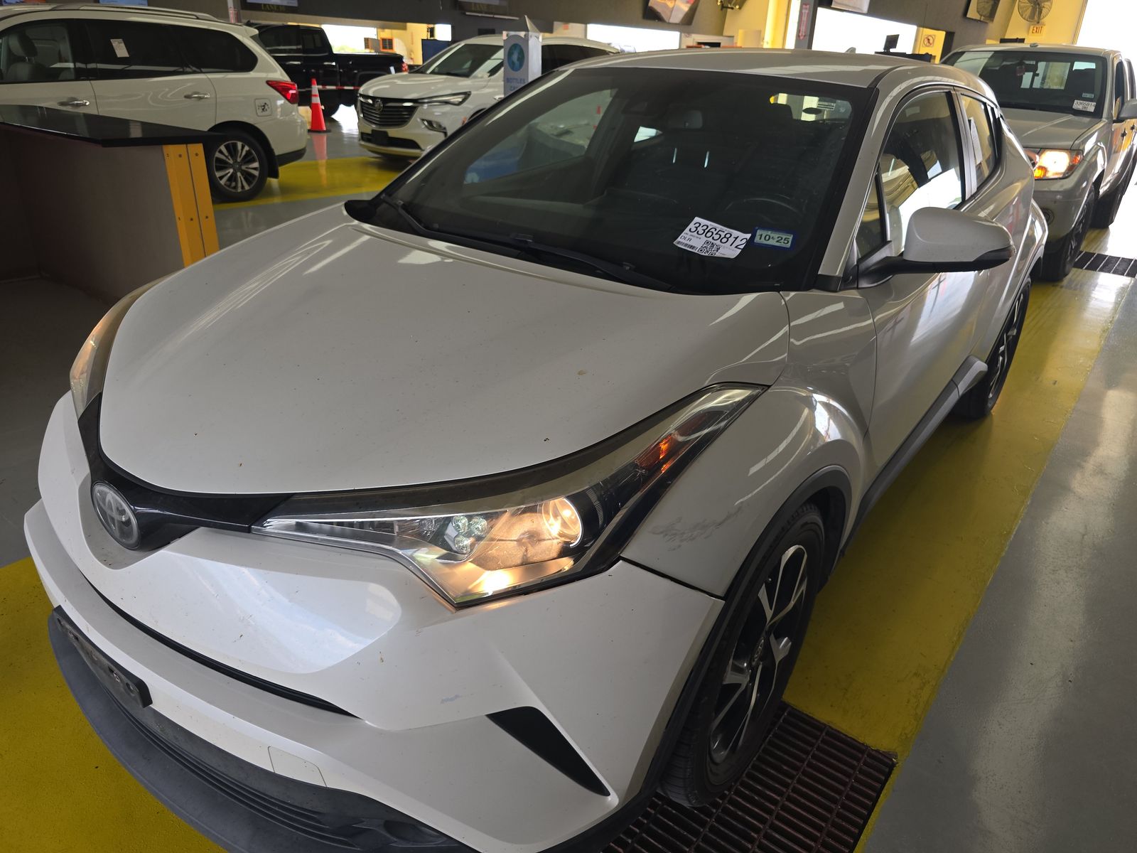 2018 Toyota C-HR XLE Premium FWD