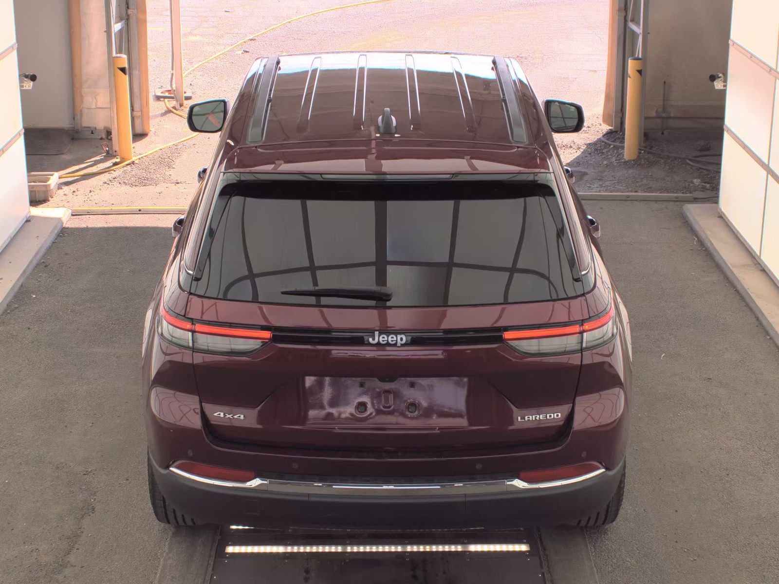 2024 Jeep Grand Cherokee Laredo AWD