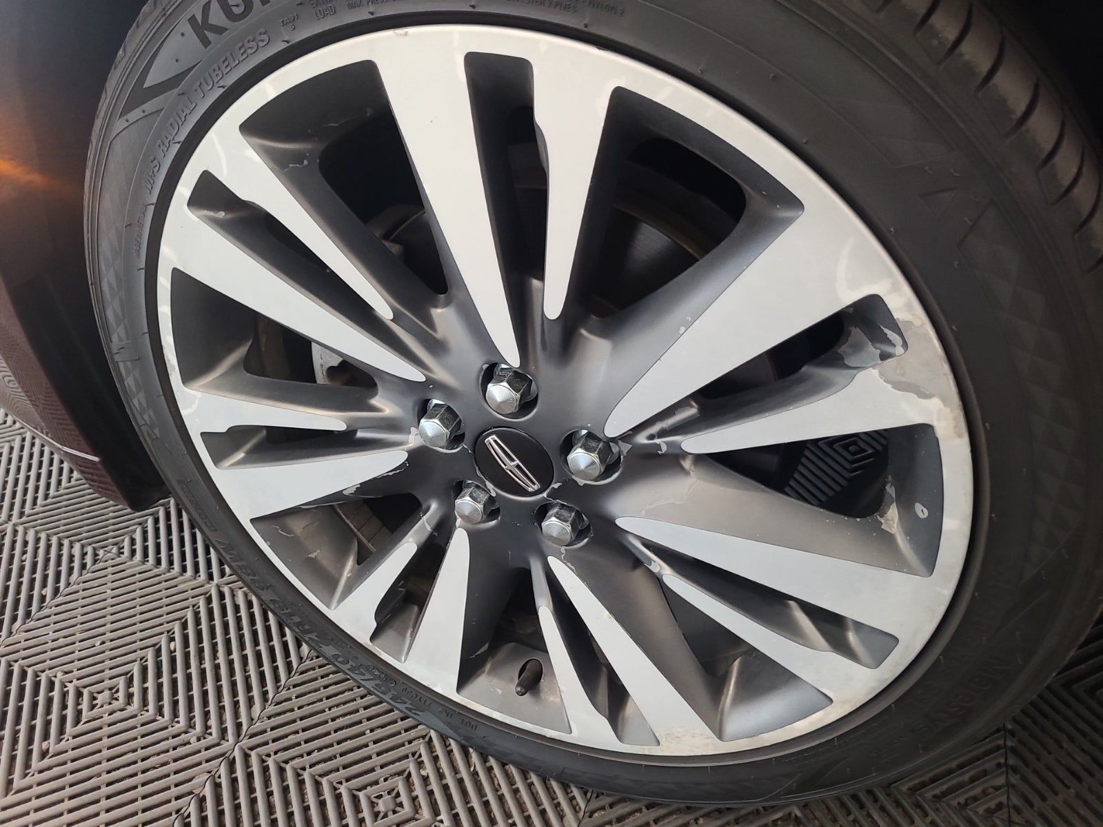 2017 Lincoln MKZ Hybrid Reserve FWD