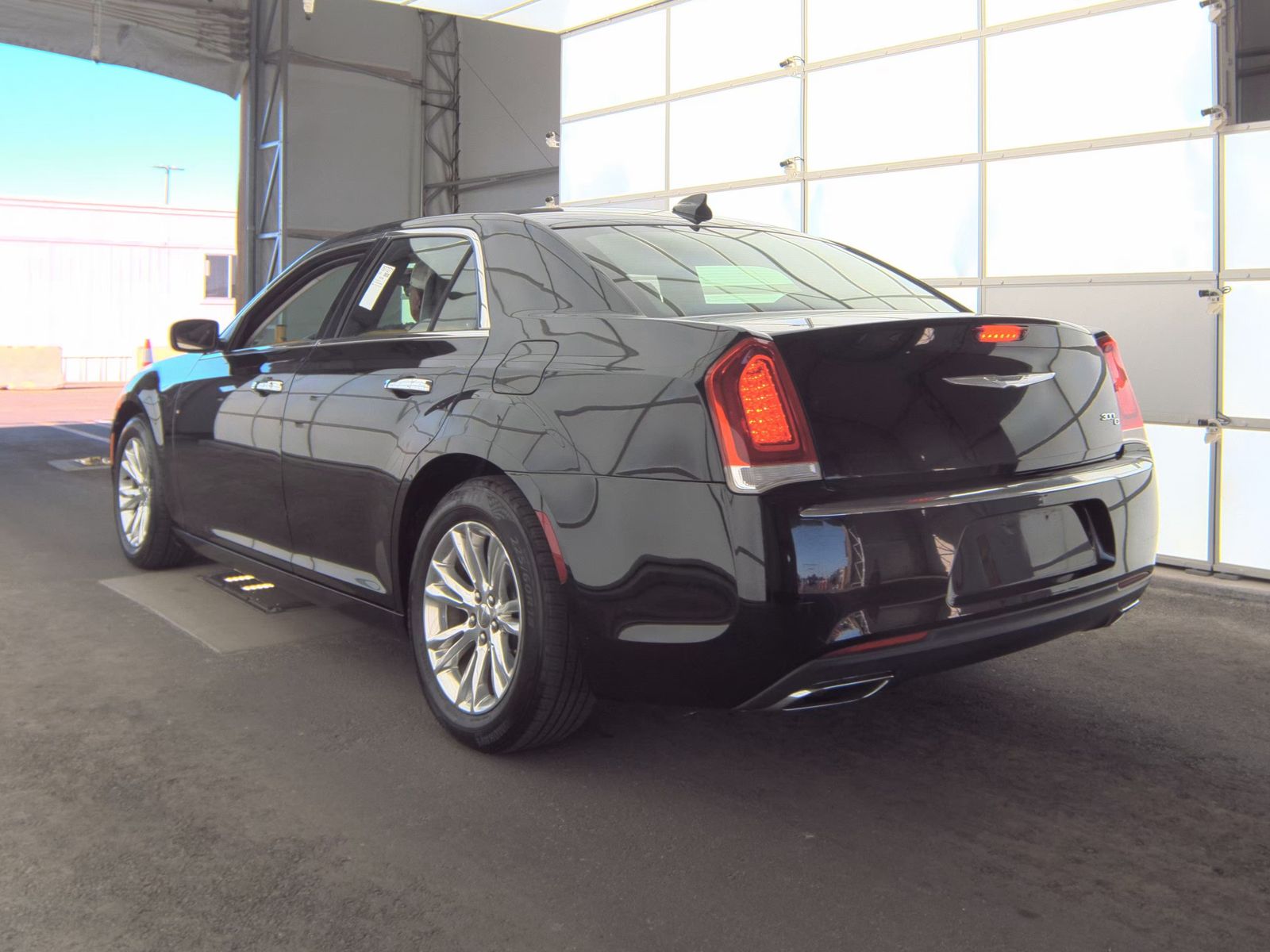 2017 Chrysler 300 C RWD