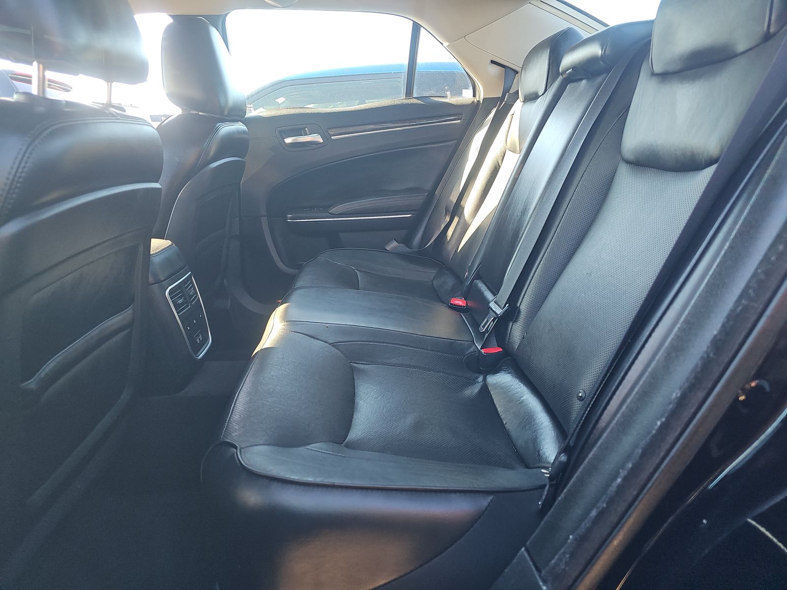 2017 Chrysler 300 C RWD