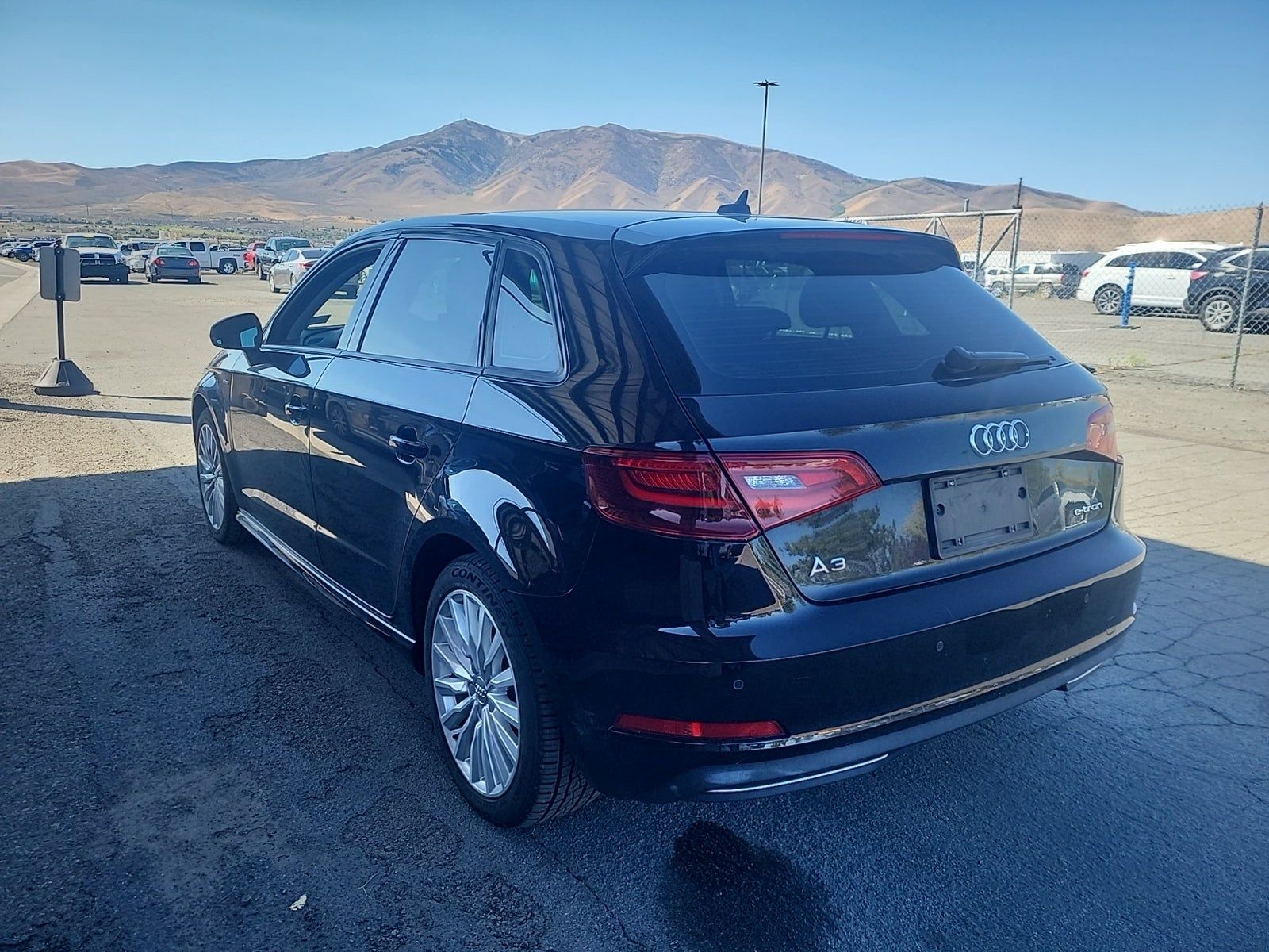 2016 Audi A3 e-tron Premium FWD