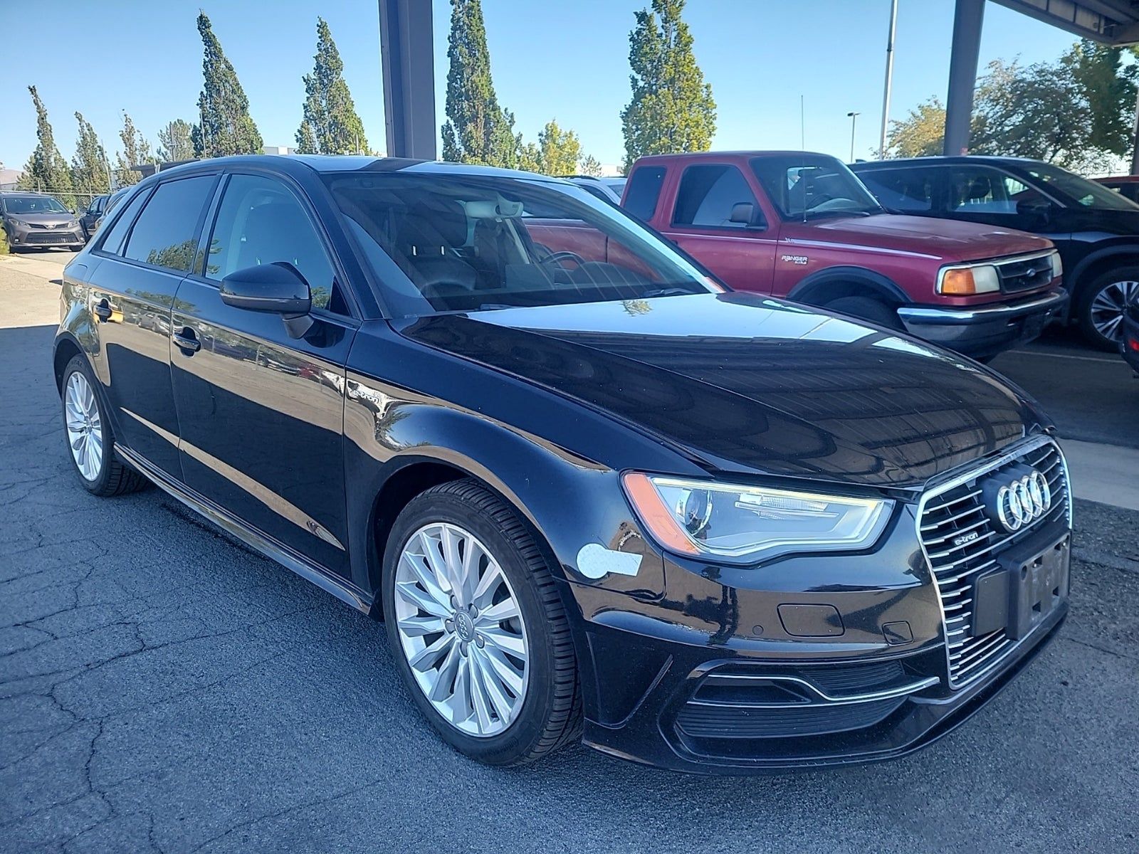 2016 Audi A3 e-tron Premium FWD