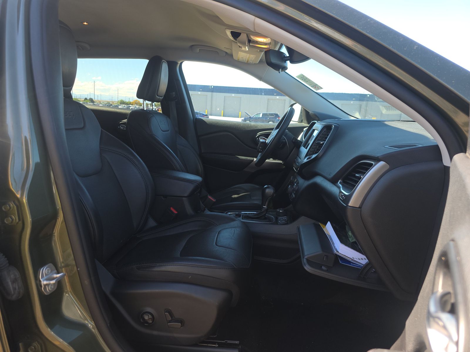 2021 Jeep Cherokee Latitude Lux AWD