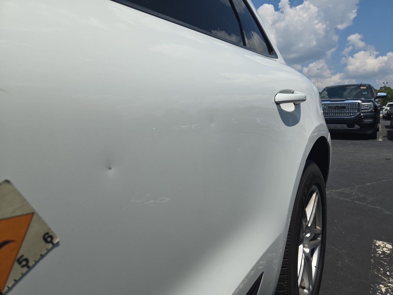2020 Porsche Macan Base AWD