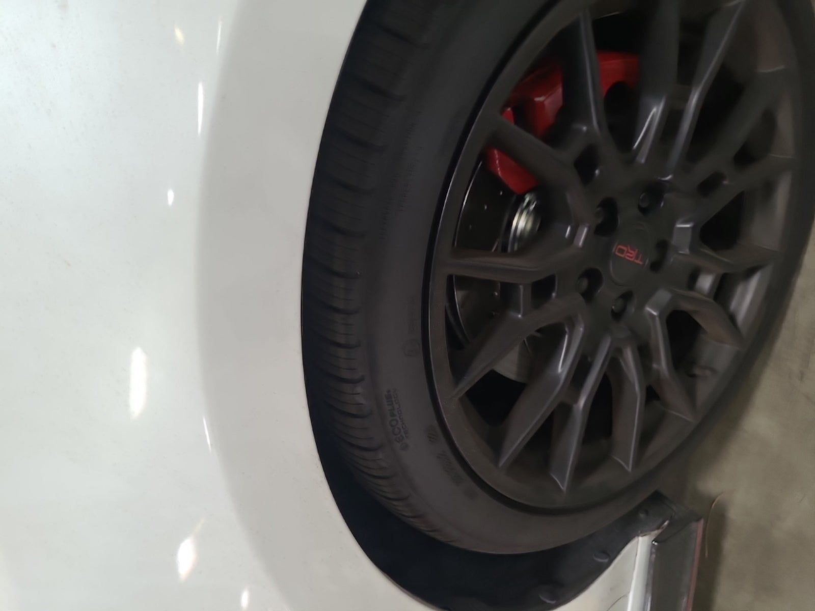 2020 Toyota Camry TRD FWD