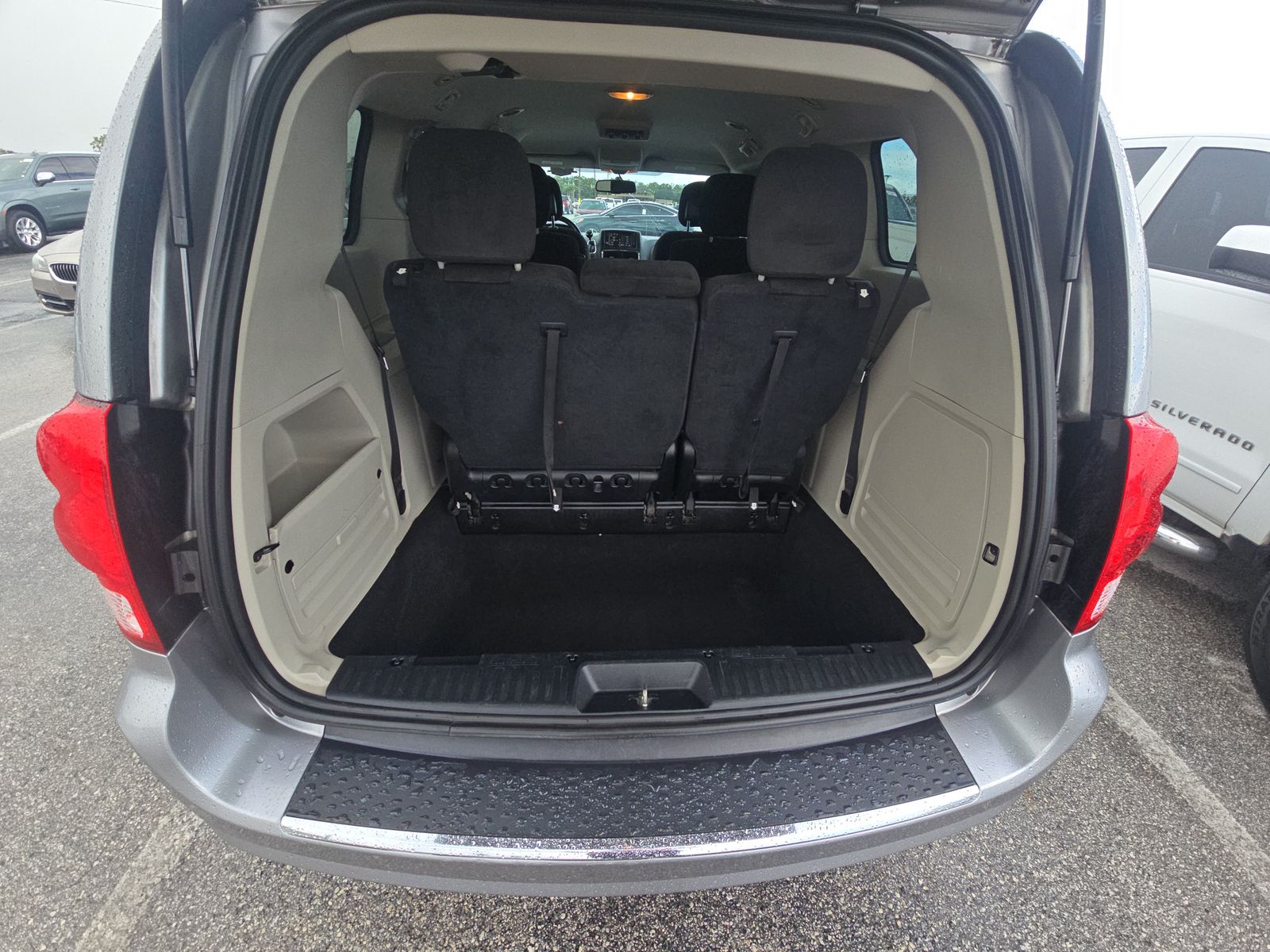 2016 Dodge Grand Caravan SE FWD