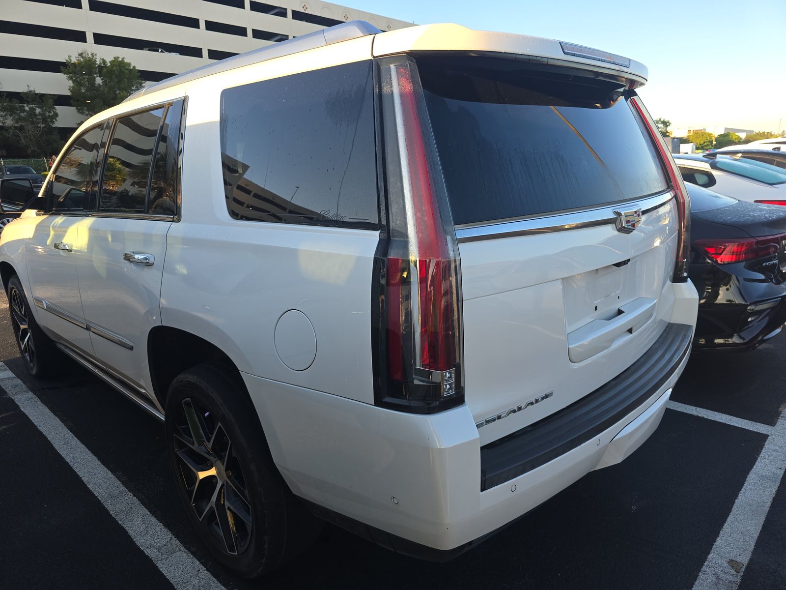 2019 Cadillac Escalade Platinum AWD