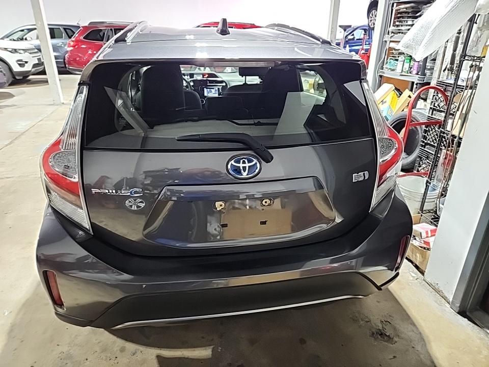 2019 Toyota Prius c L FWD