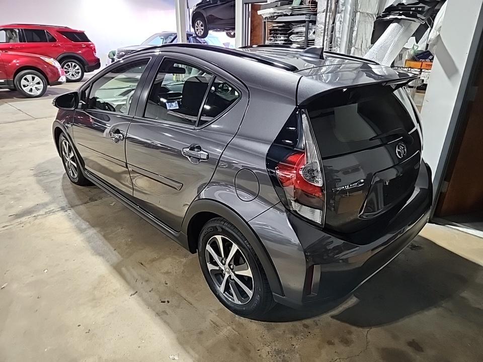 2019 Toyota Prius c L FWD
