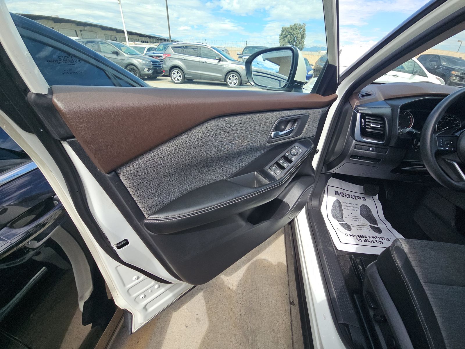 2022 Nissan Rogue SV AWD