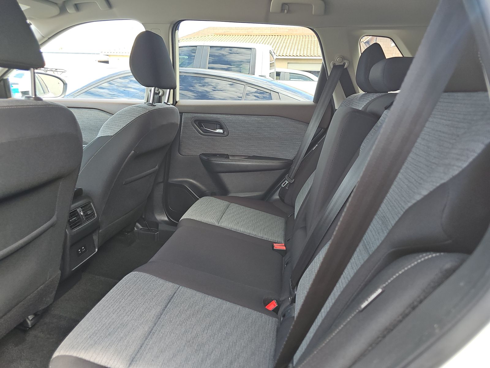 2022 Nissan Rogue SV AWD