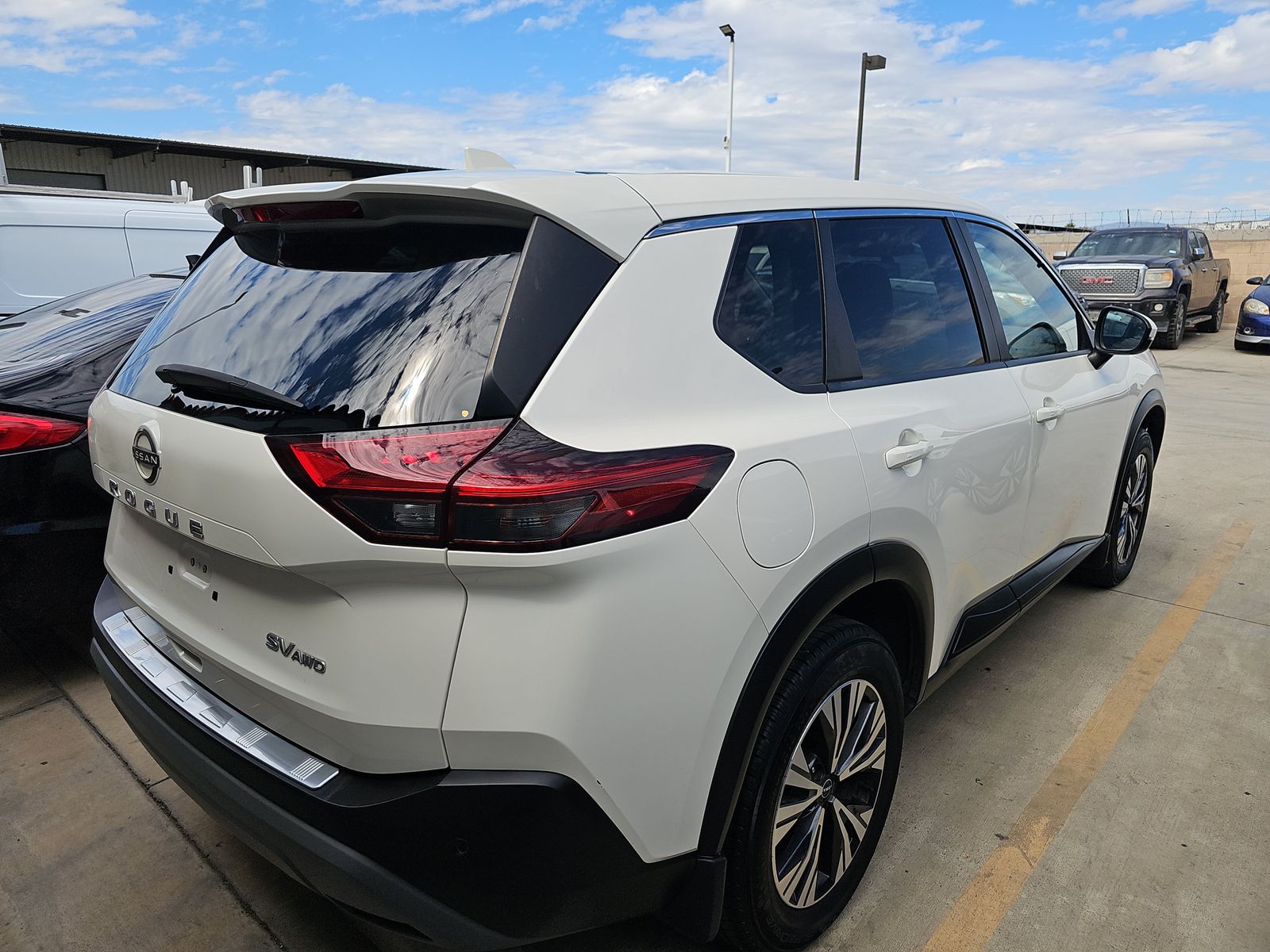 2022 Nissan Rogue SV AWD