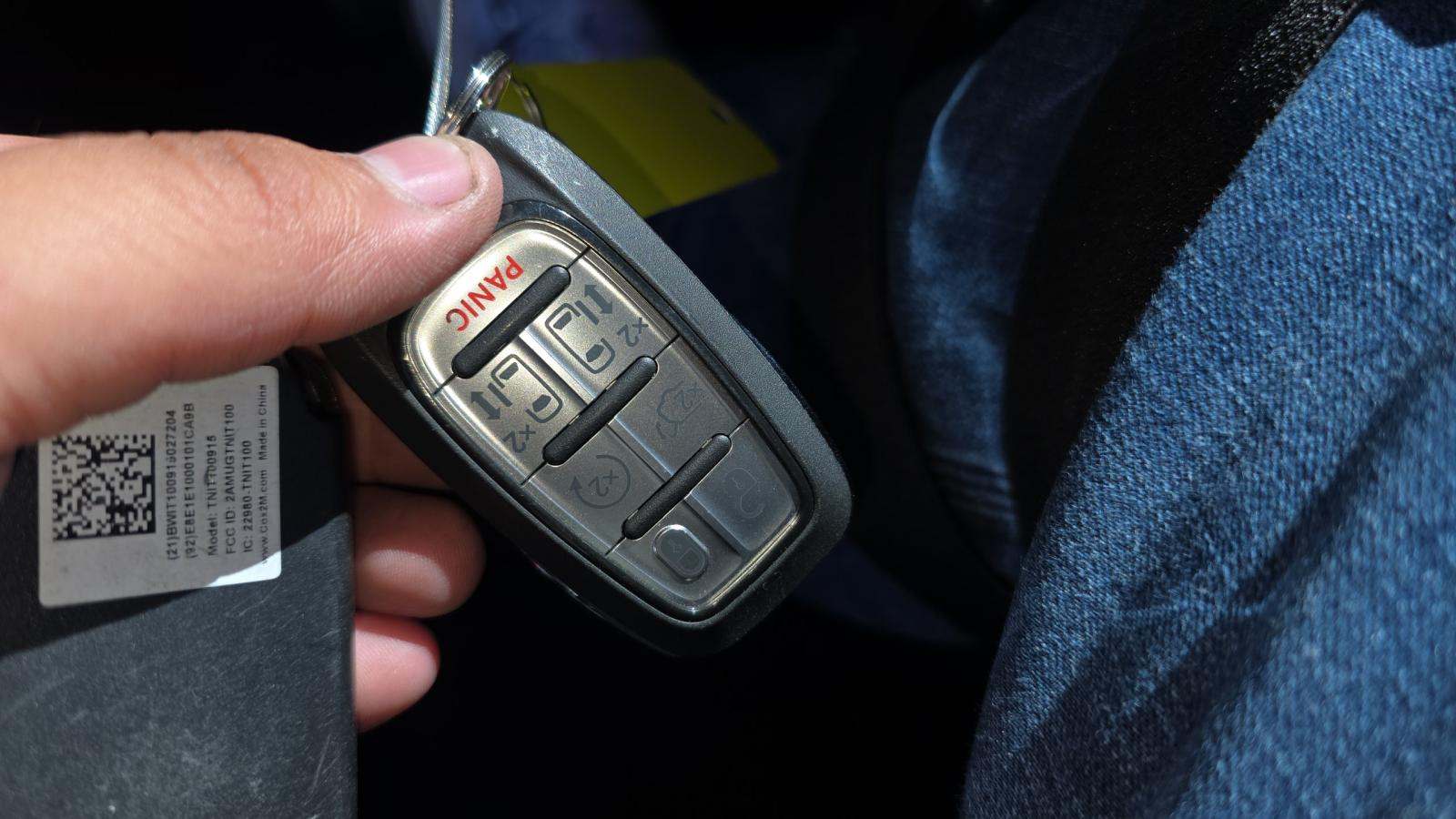 2024 Chrysler Pacifica Hybrid Select FWD