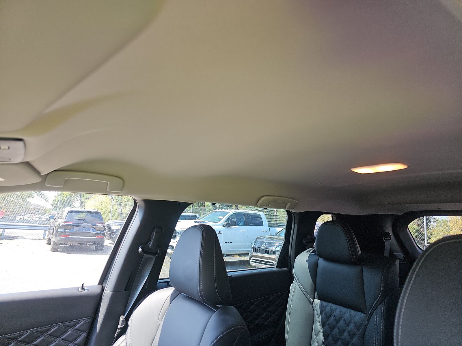 2023 Mitsubishi Outlander PHEV SEL AWD