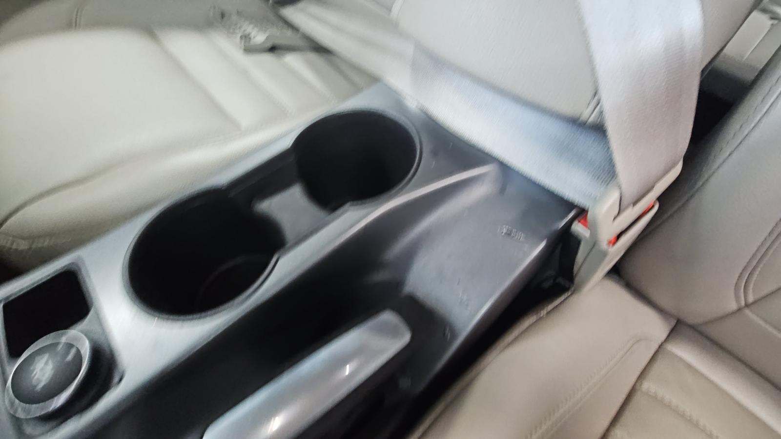 2017 Ford C-MAX Hybrid SE FWD