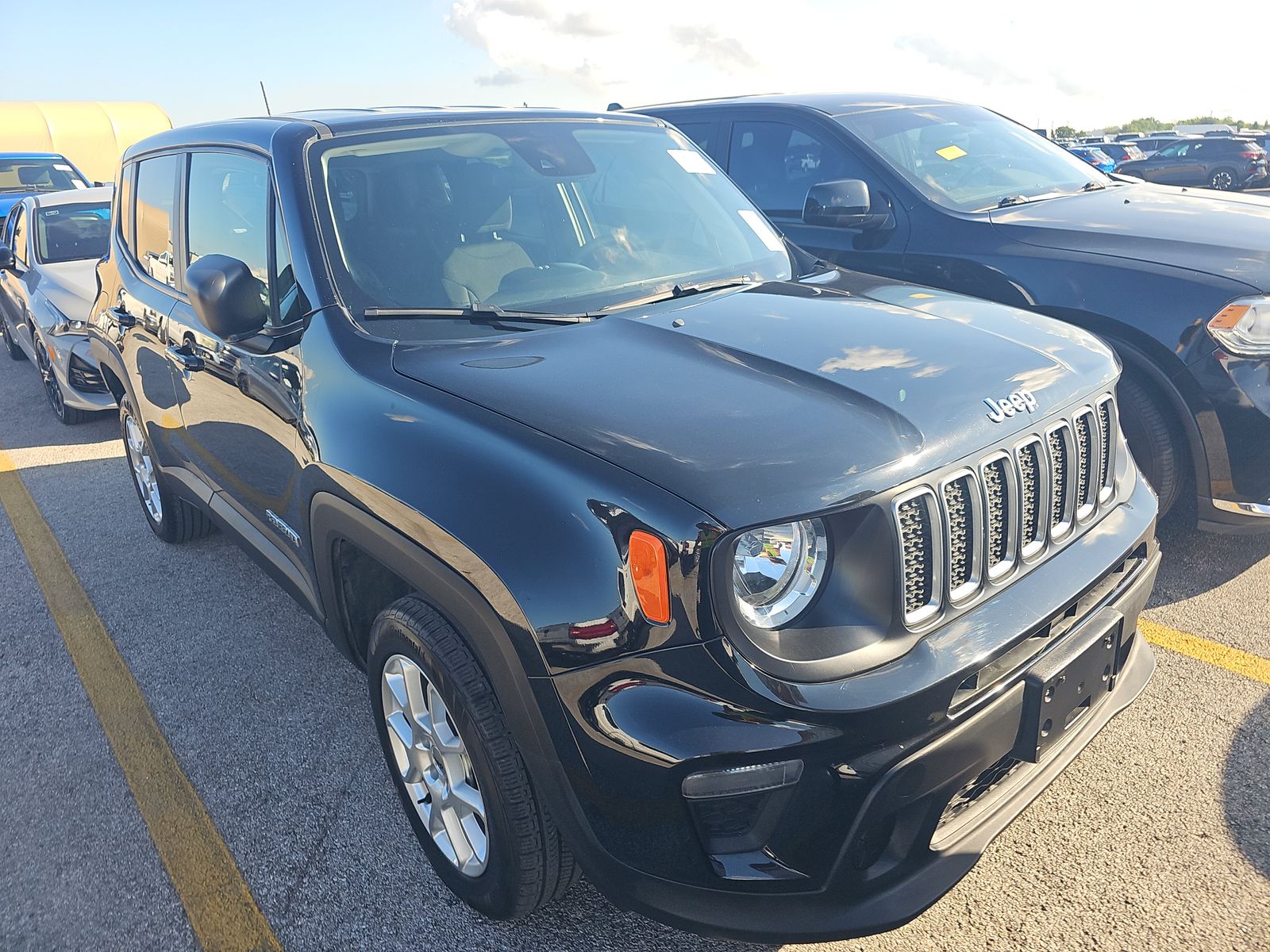 2023 Jeep Renegade Latitude AWD
