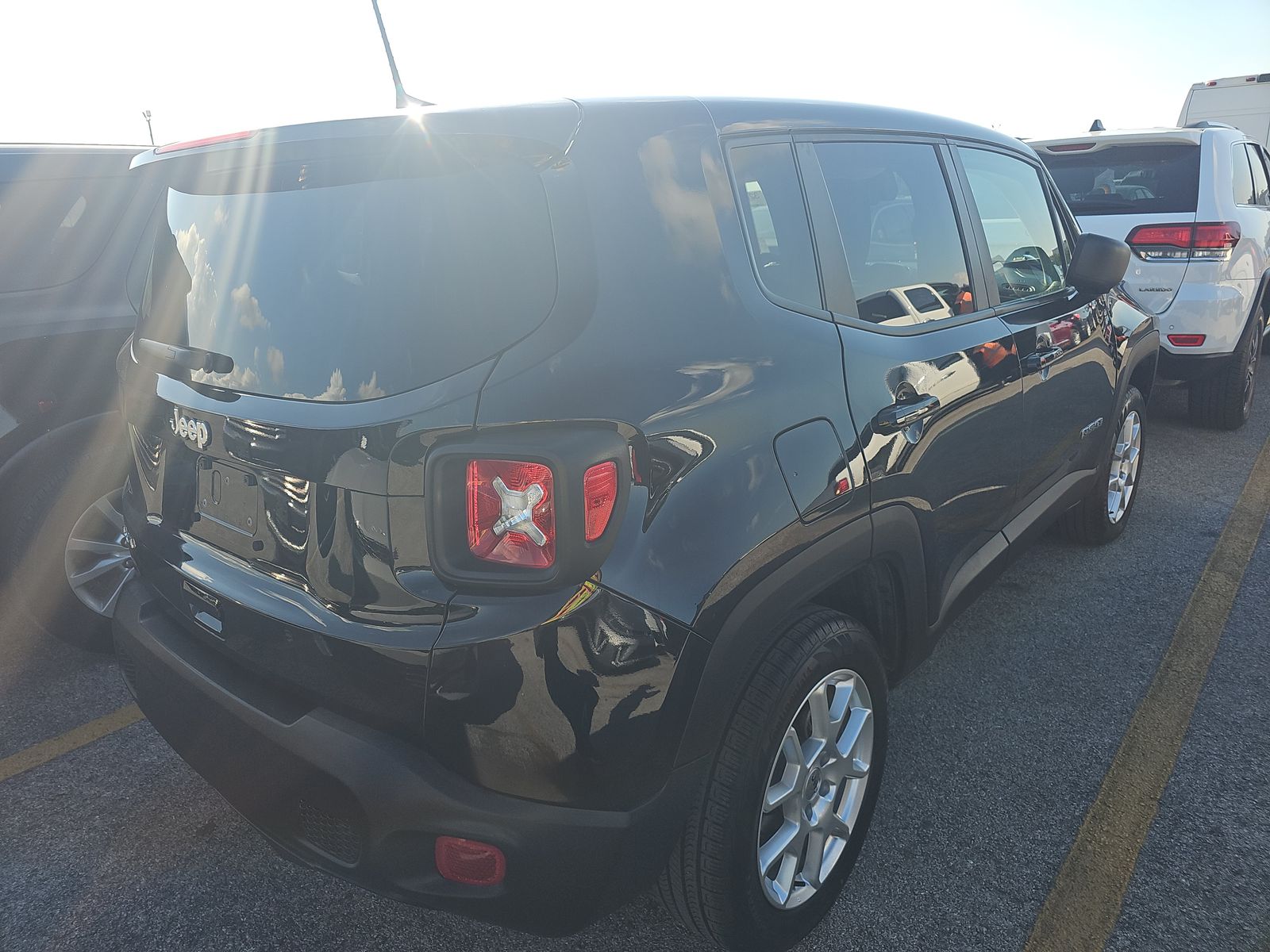 2023 Jeep Renegade Latitude AWD