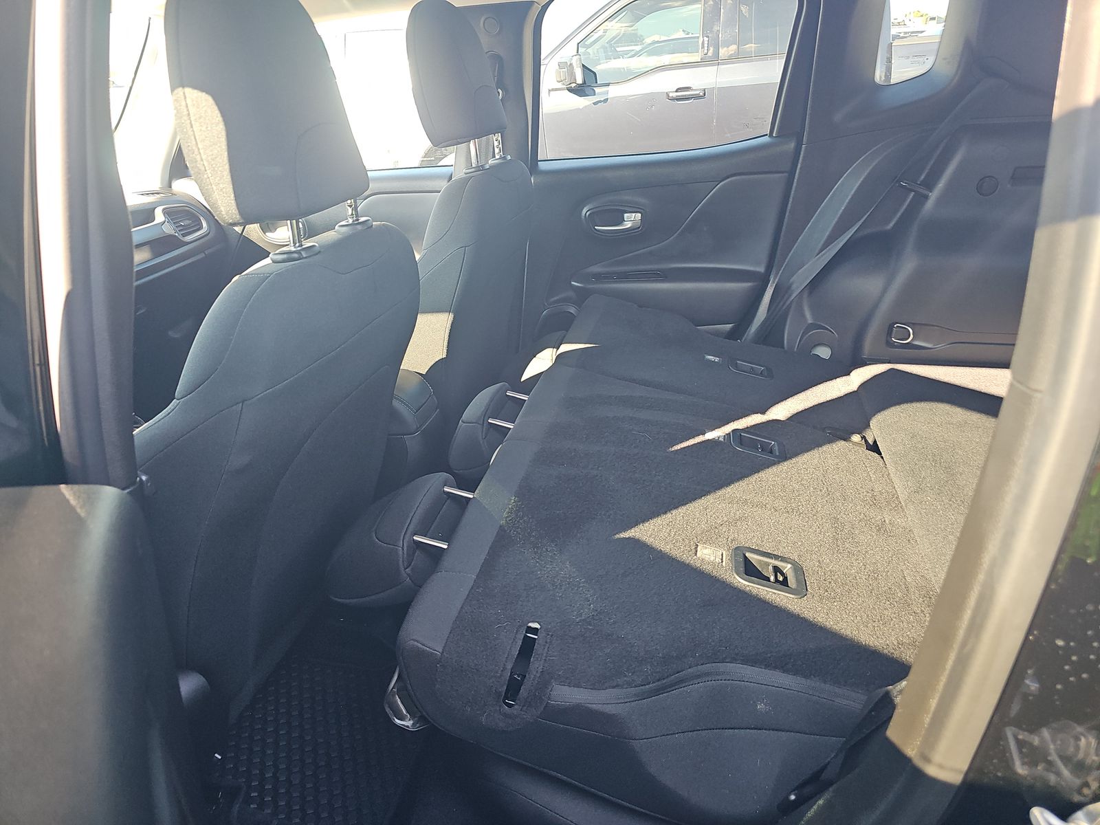 2023 Jeep Renegade Latitude AWD