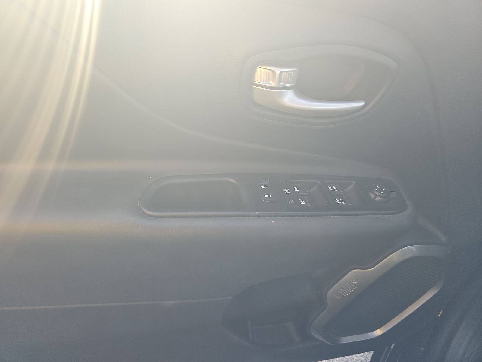 2023 Jeep Renegade Latitude AWD