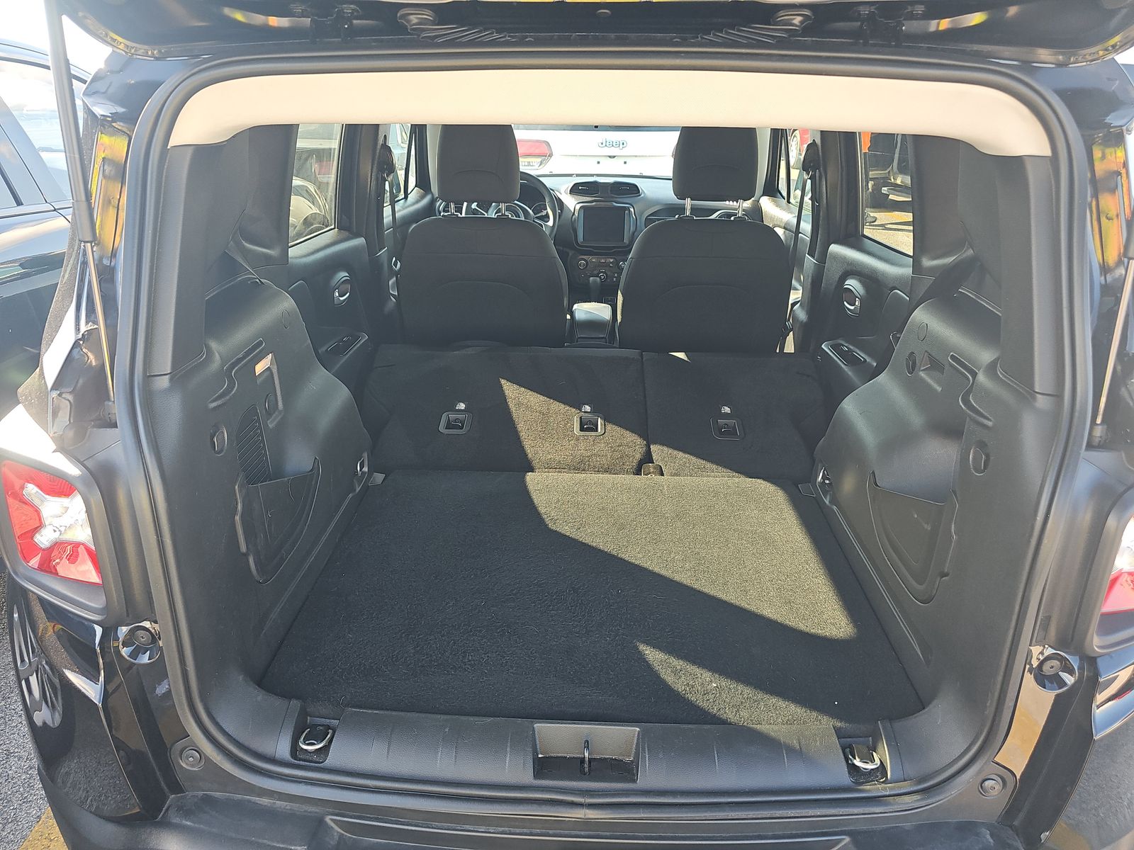 2023 Jeep Renegade Latitude AWD