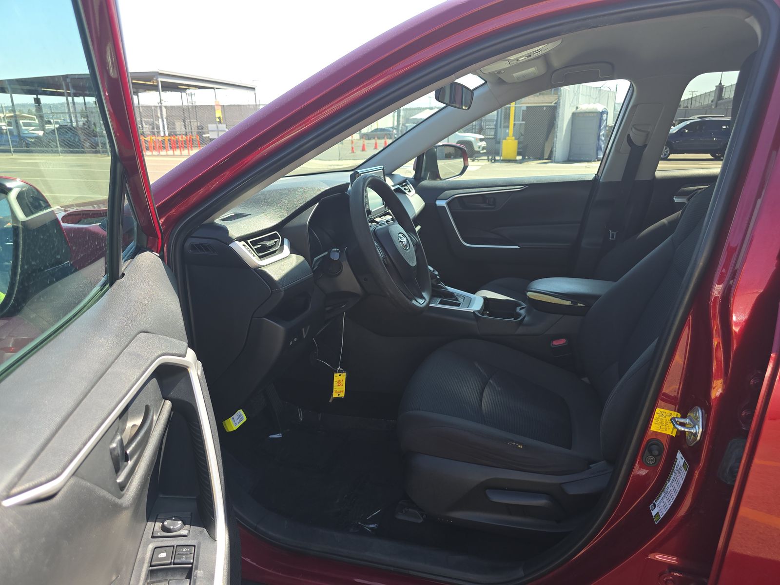 2019 Toyota RAV4 LE FWD