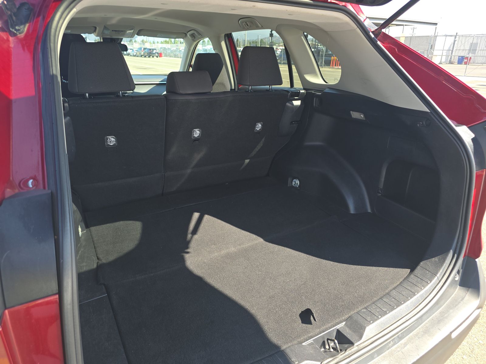 2019 Toyota RAV4 LE FWD