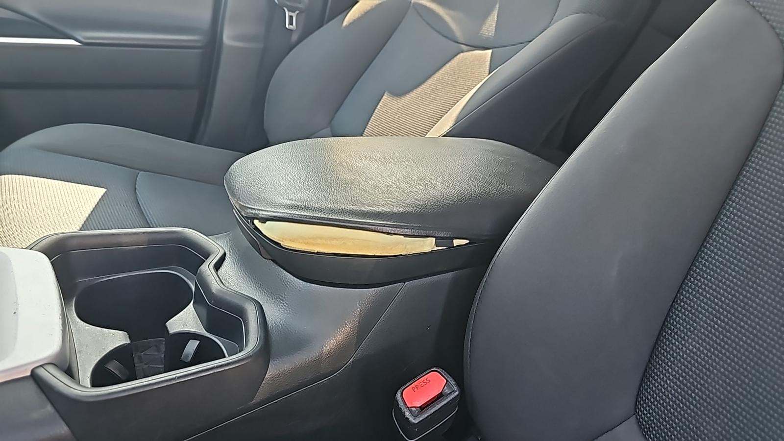 2019 Toyota RAV4 LE FWD