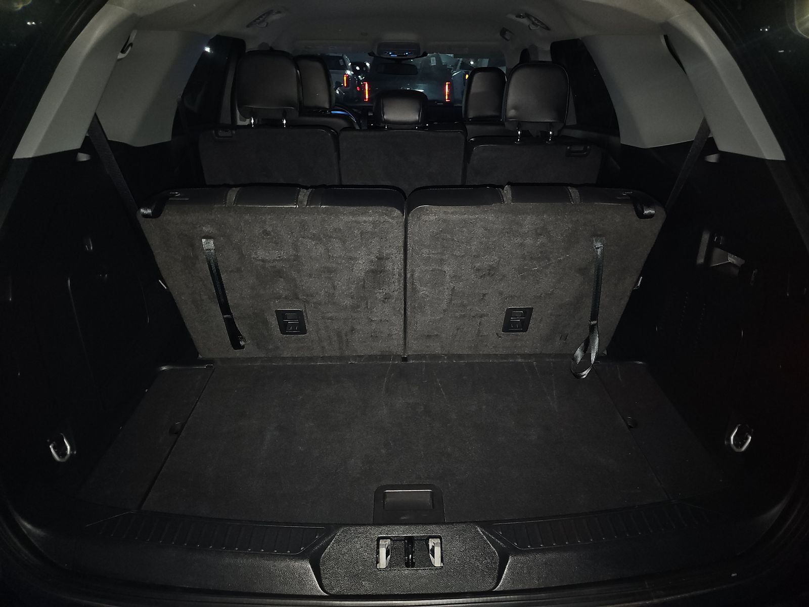 2024 Ford Explorer XLT RWD