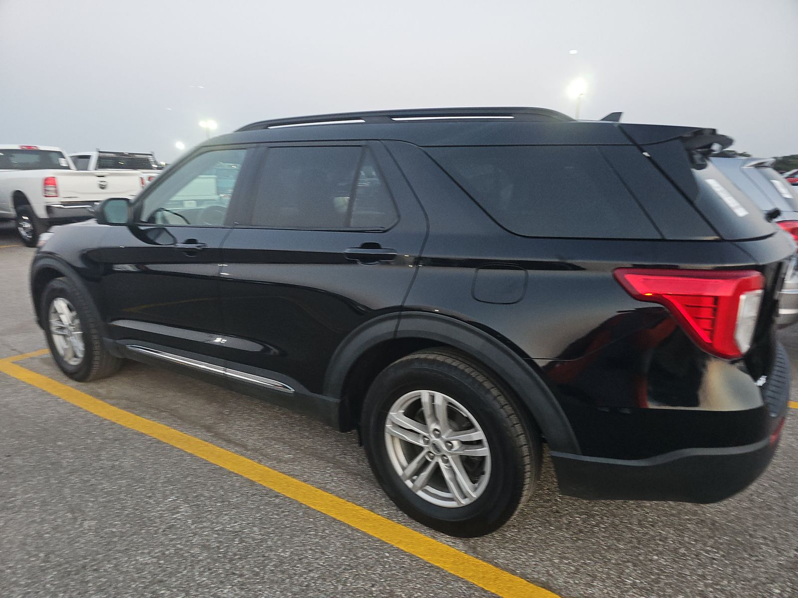 2024 Ford Explorer XLT RWD