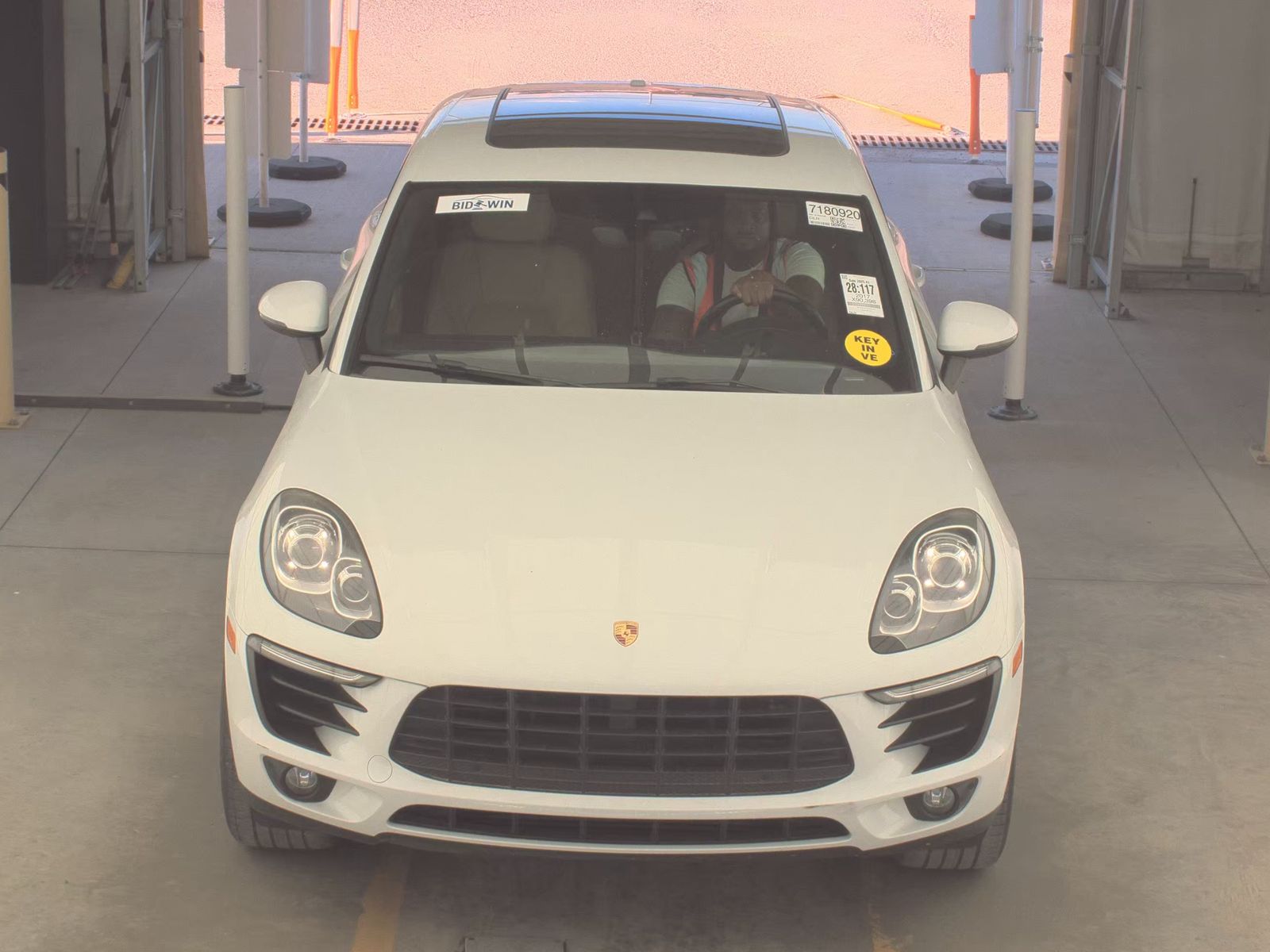 2017 Porsche Macan Base AWD