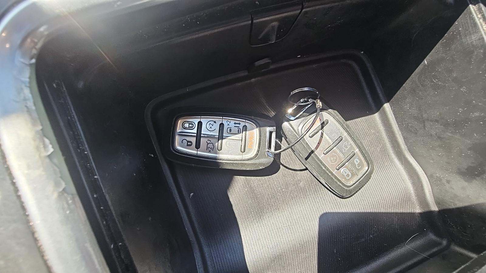 2019 Chrysler Pacifica Limited FWD