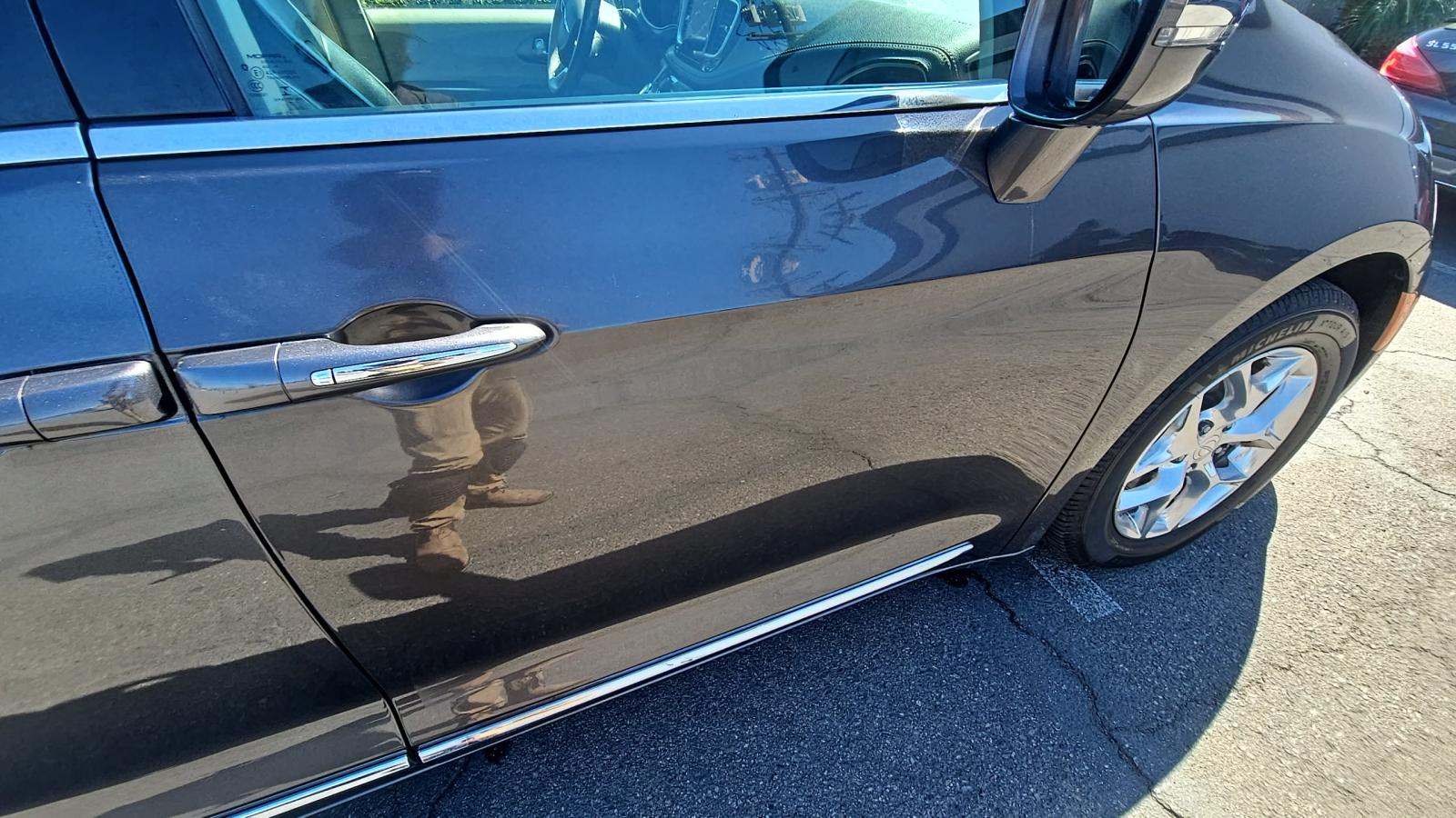 2019 Chrysler Pacifica Limited FWD