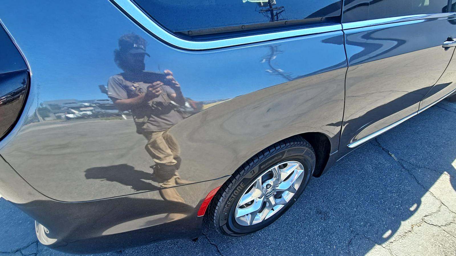 2019 Chrysler Pacifica Limited FWD