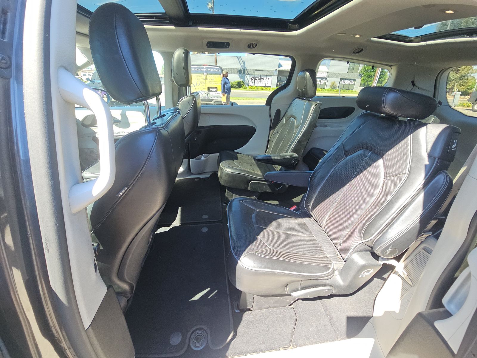 2019 Chrysler Pacifica Limited FWD