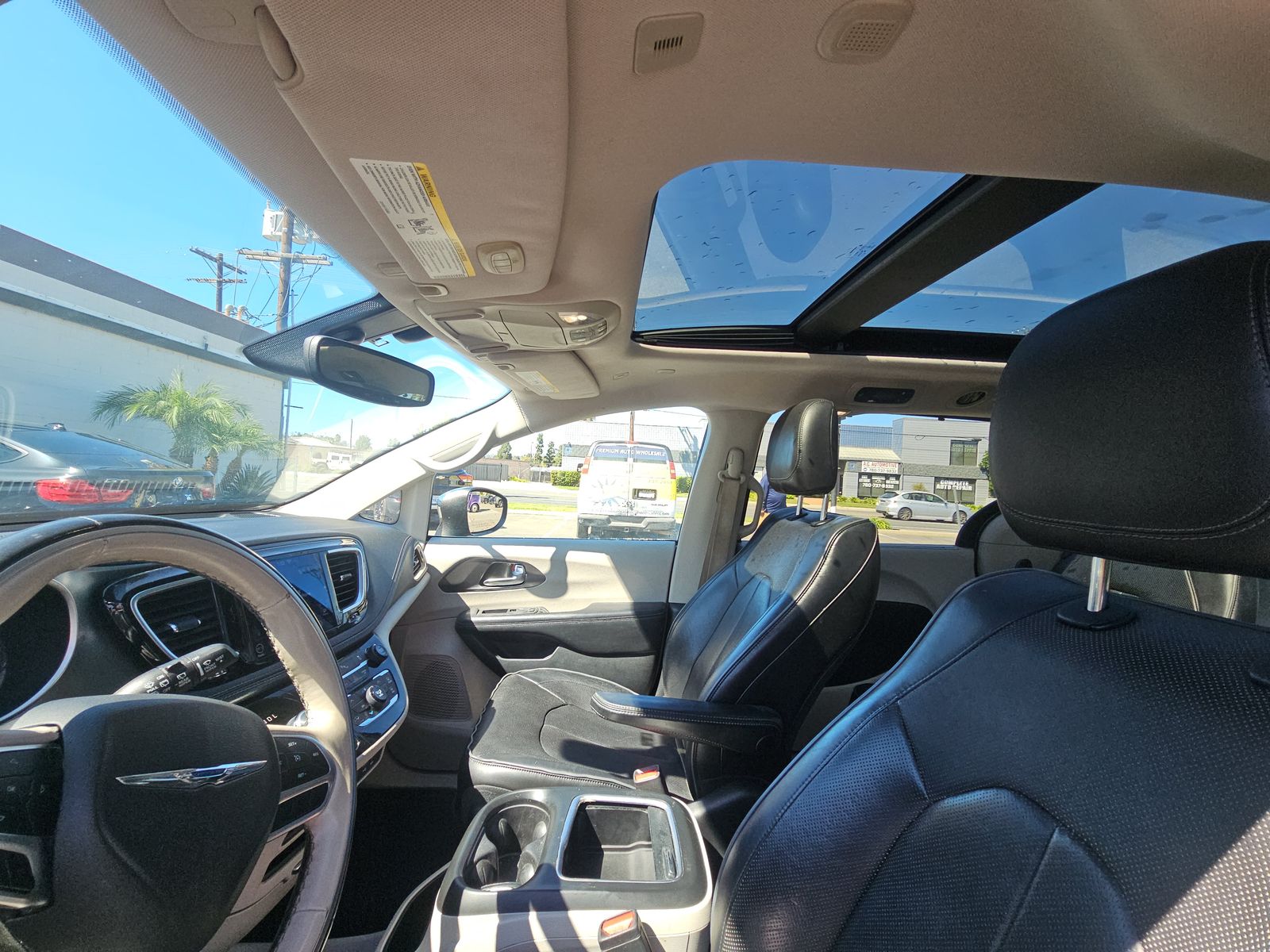 2019 Chrysler Pacifica Limited FWD