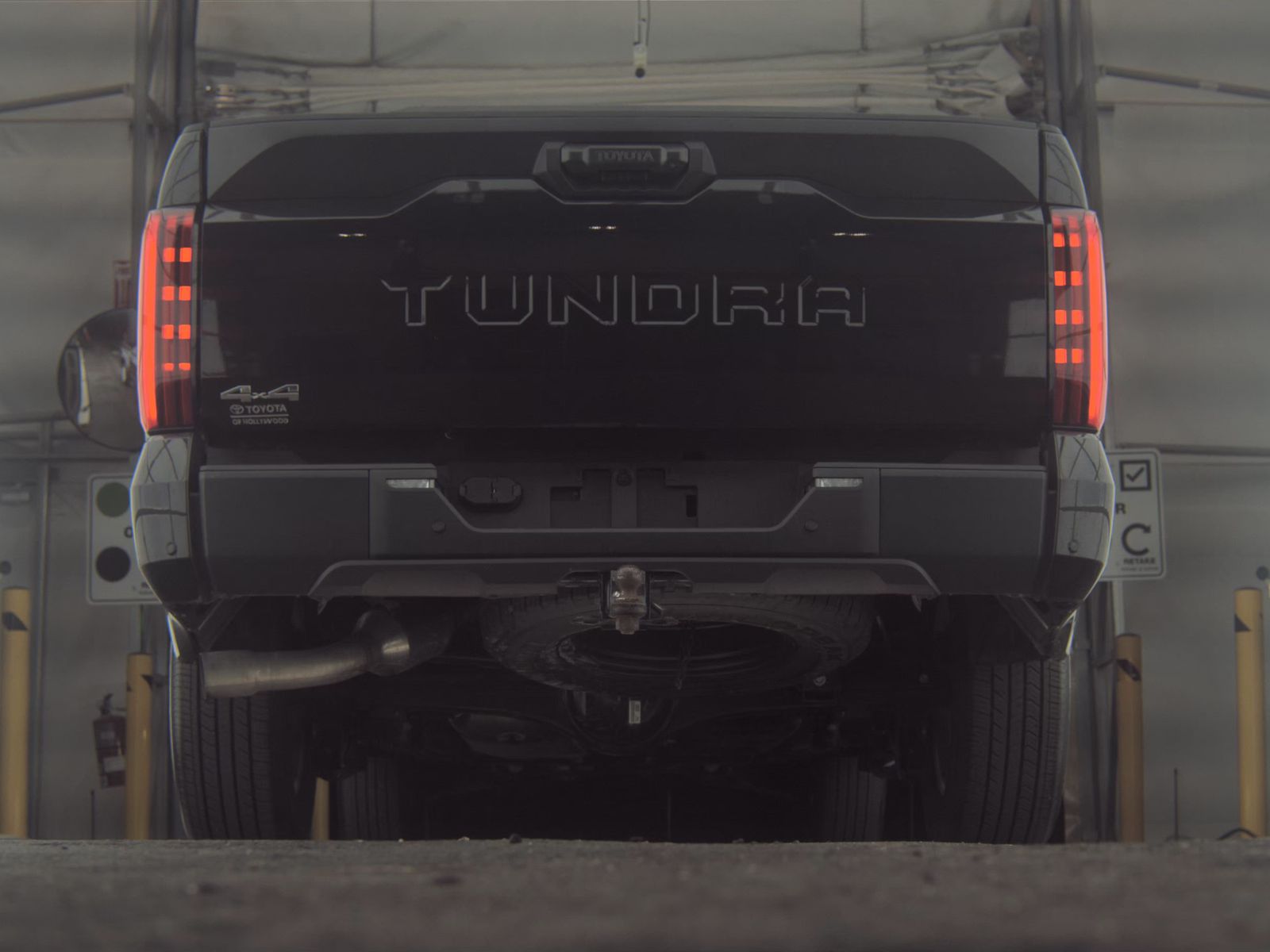 2025 Toyota Tundra SR5 AWD