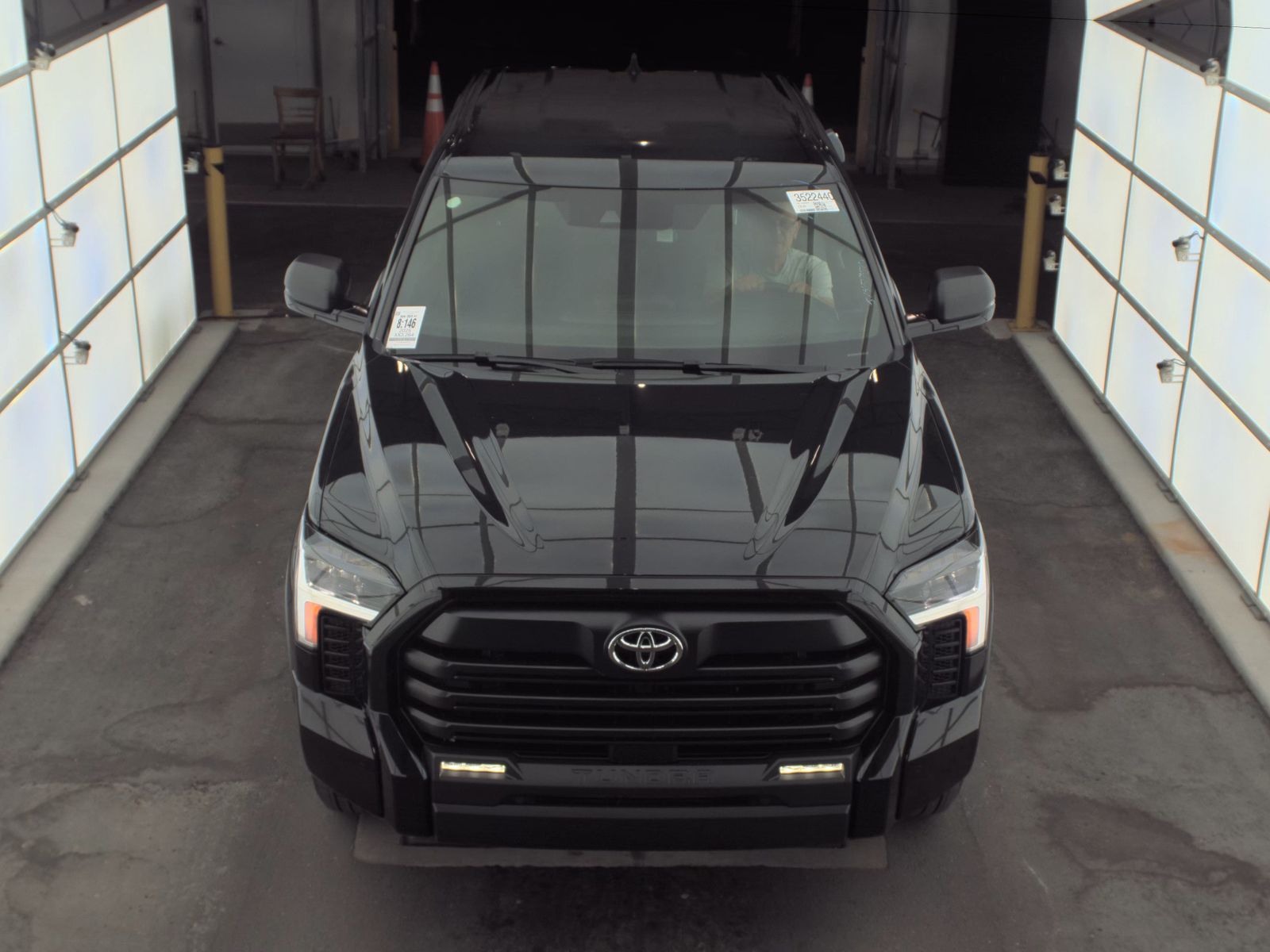 2025 Toyota Tundra SR5 AWD