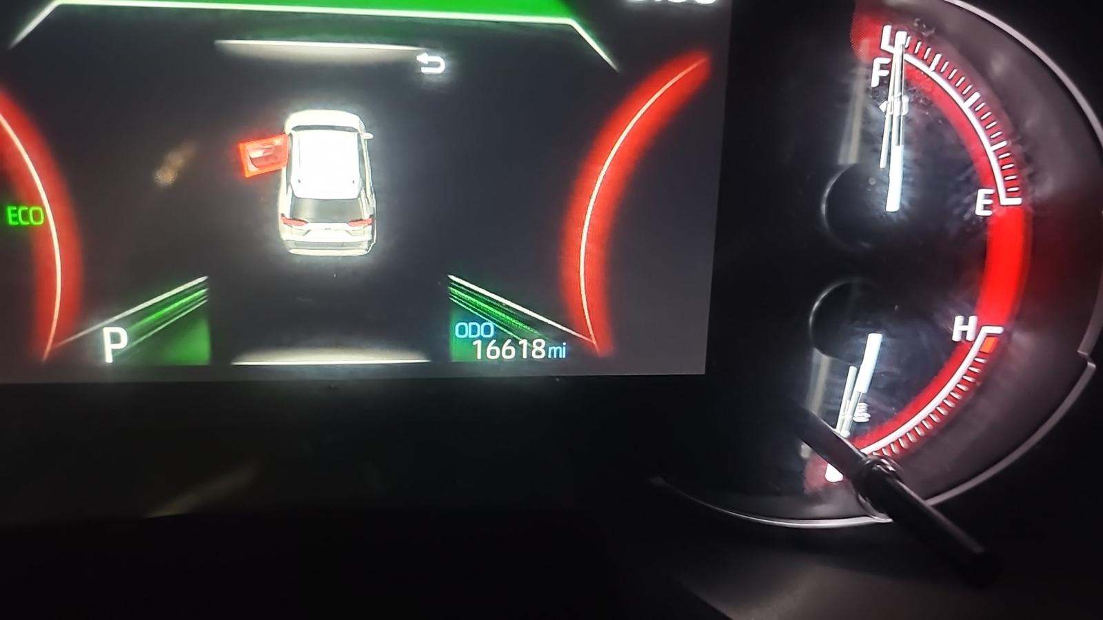 2025 Toyota RAV4 LE FWD