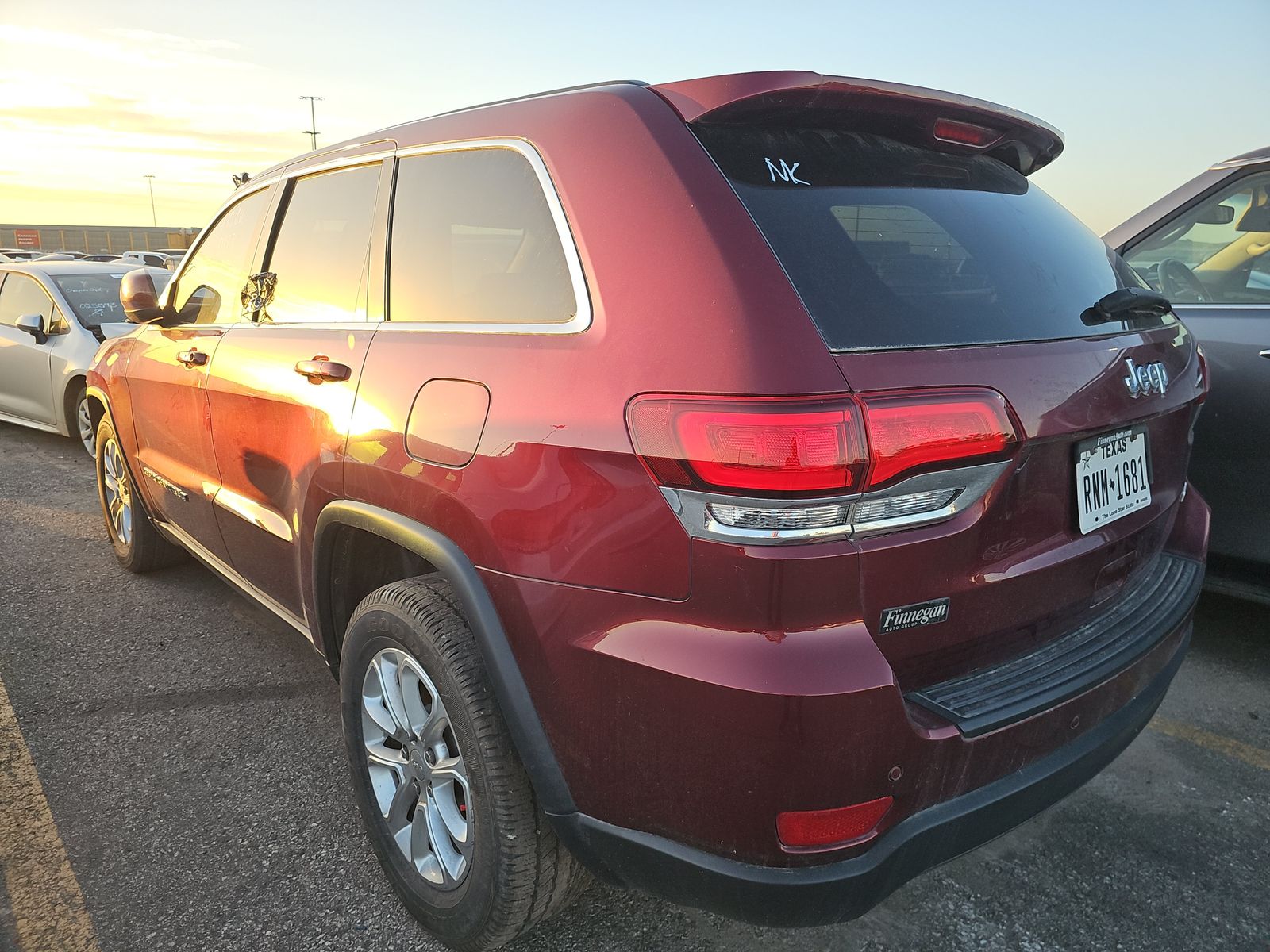 2022 Jeep Grand Cherokee Laredo E RWD