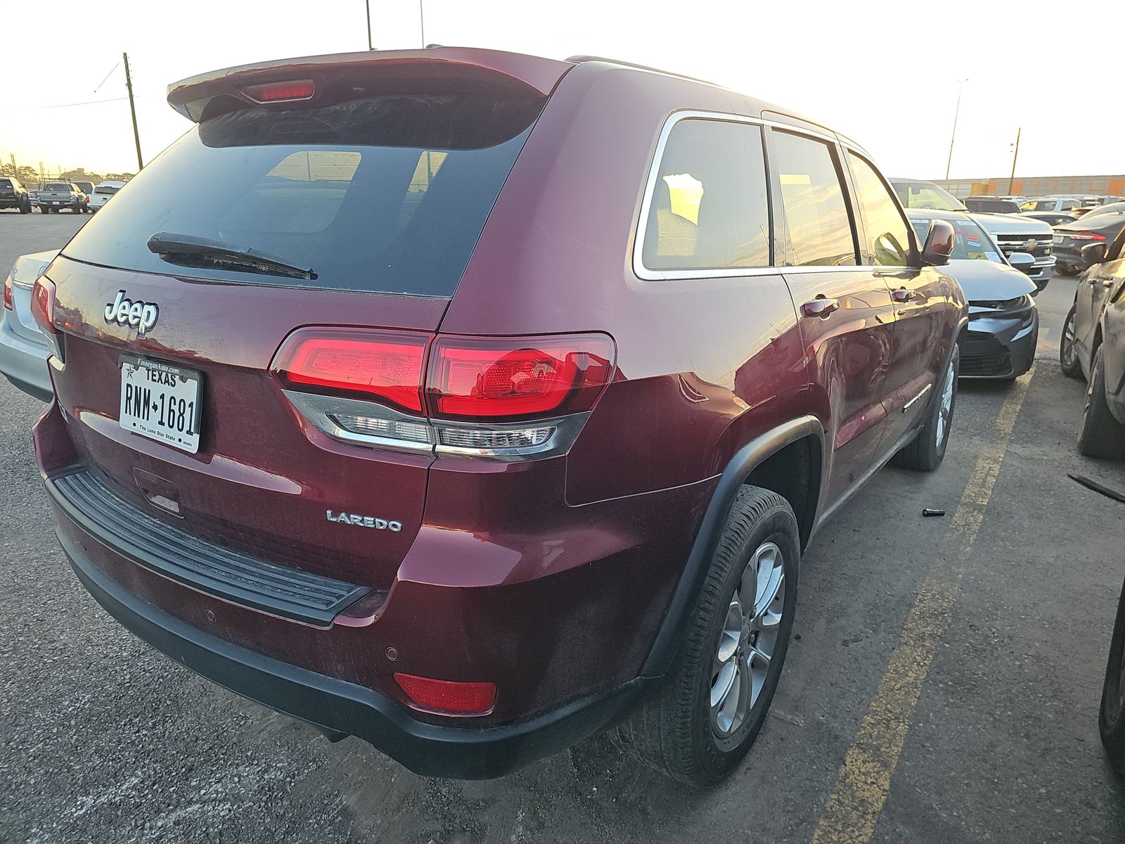 2022 Jeep Grand Cherokee Laredo E RWD