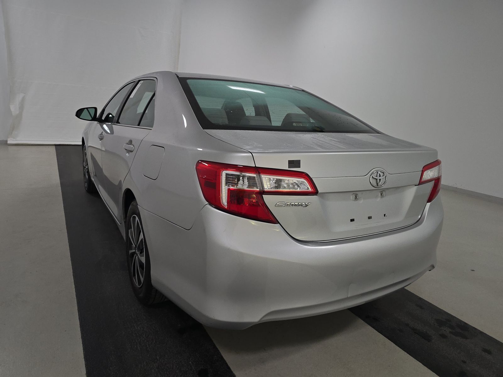 2012 Toyota Camry L FWD