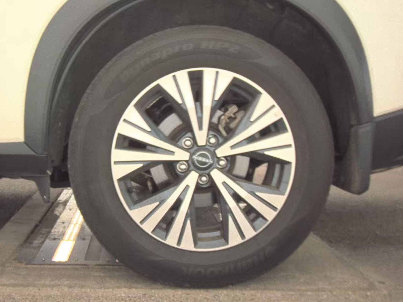 2023 Nissan Rogue SV AWD