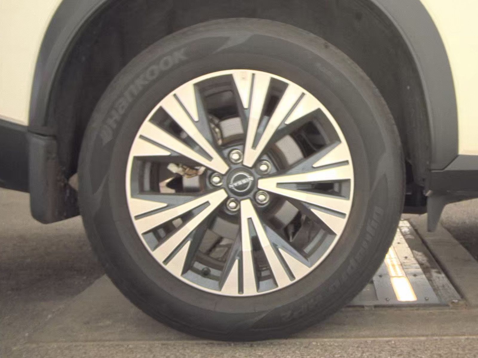 2023 Nissan Rogue SV AWD