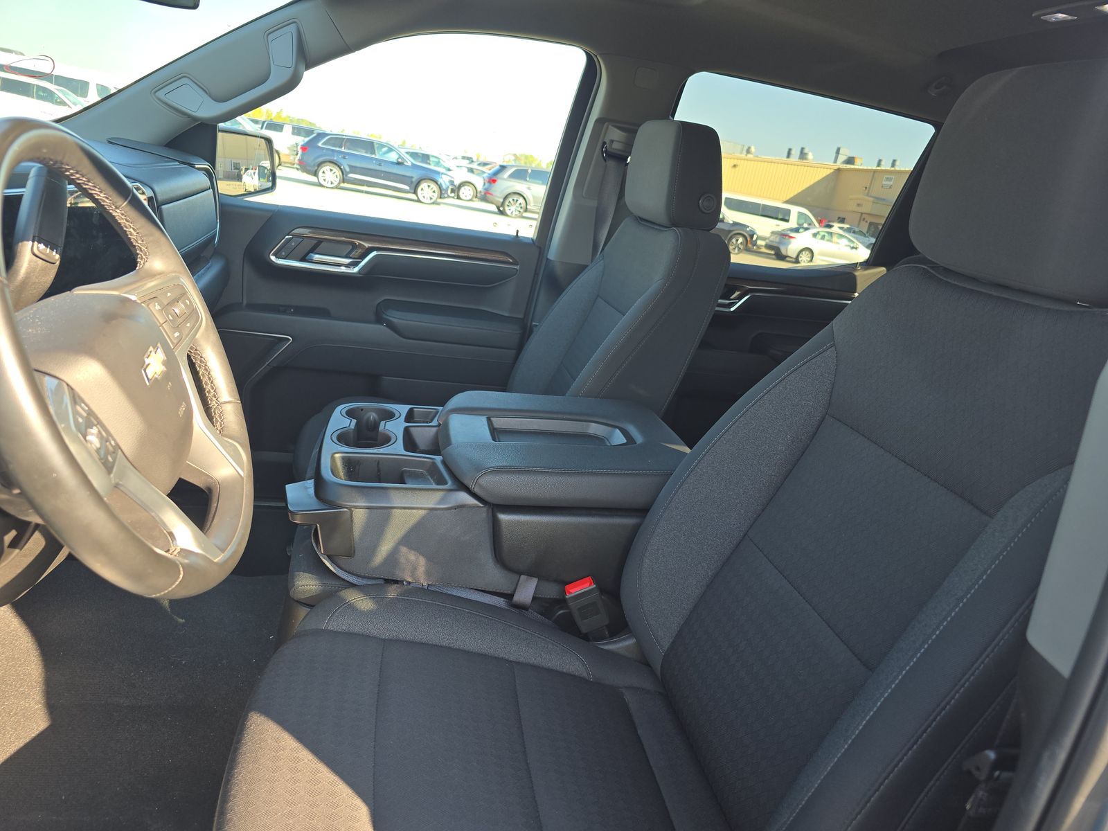 2024 Chevrolet Silverado 1500 LT AWD