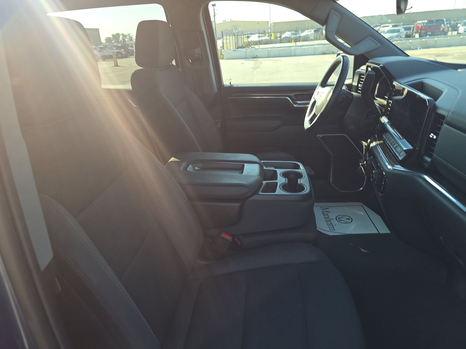 2024 Chevrolet Silverado 1500 LT AWD