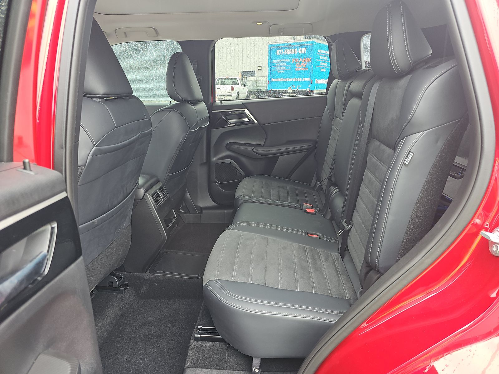 2024 Mitsubishi Outlander PHEV SE AWD