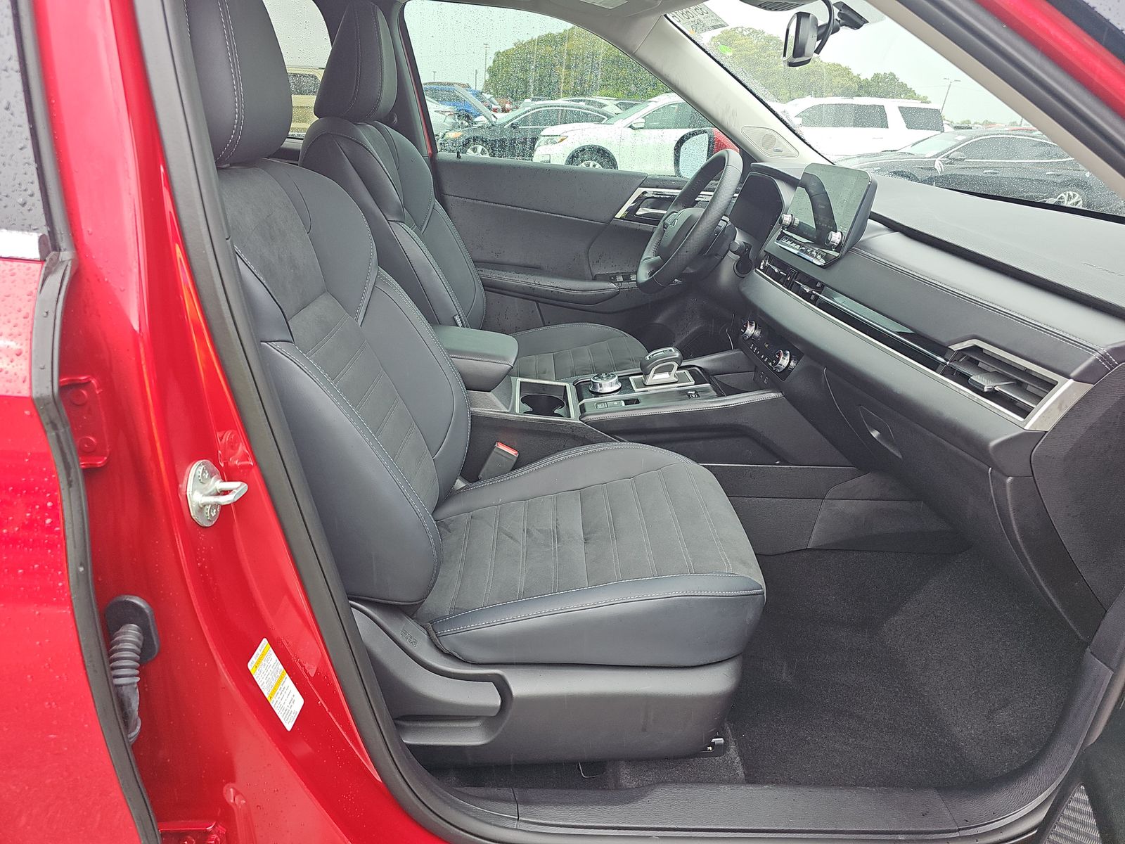 2024 Mitsubishi Outlander PHEV SE AWD